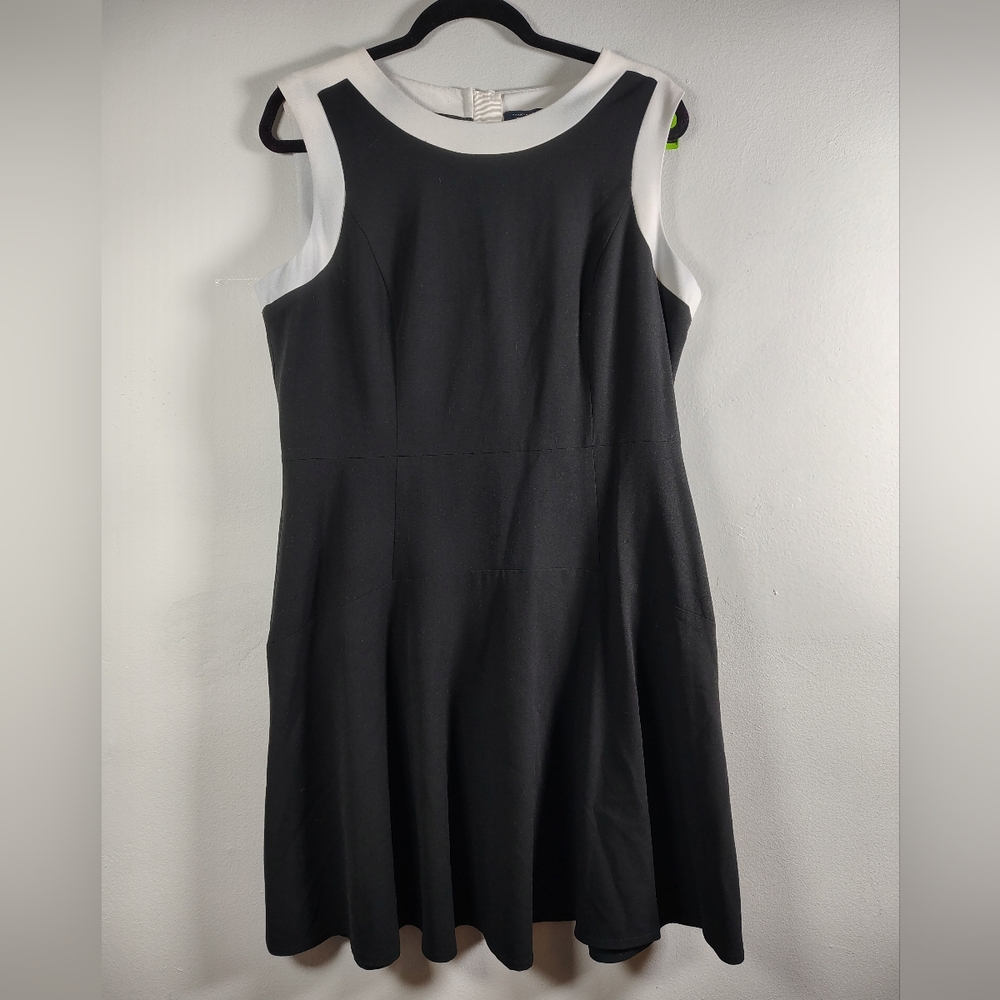 Tommy Hilfiger Black Midi Dress with White Trim